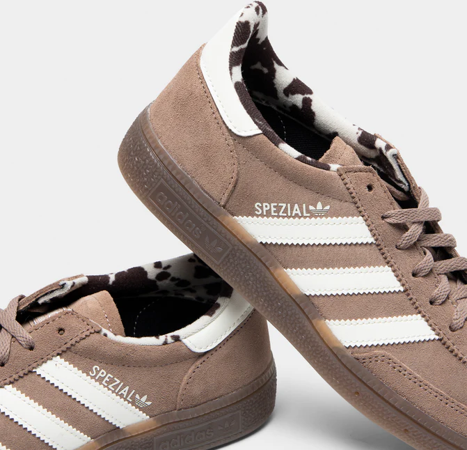Cow Print Handball Spezial